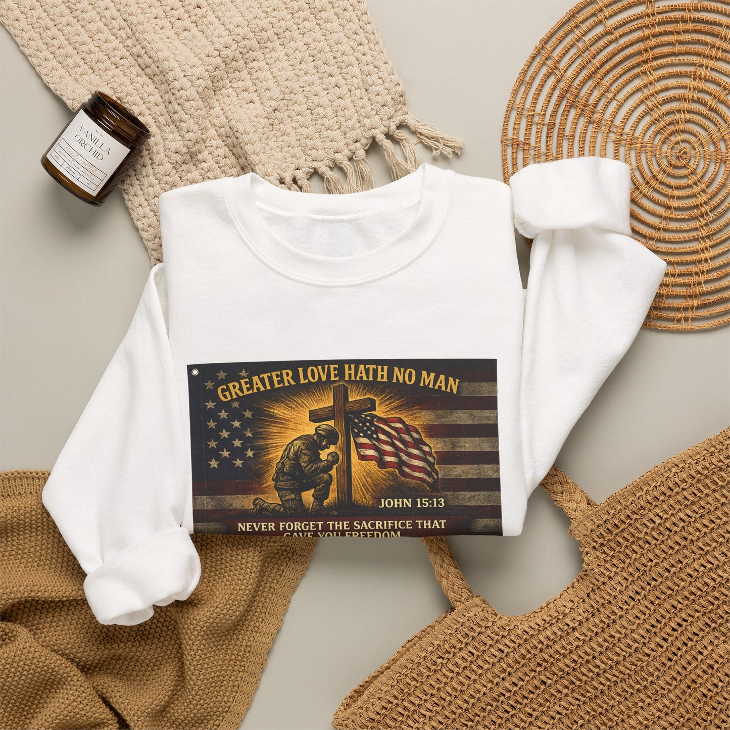 Greater Love Memorial soldier helmet flag sweatshirt | Military Tribute