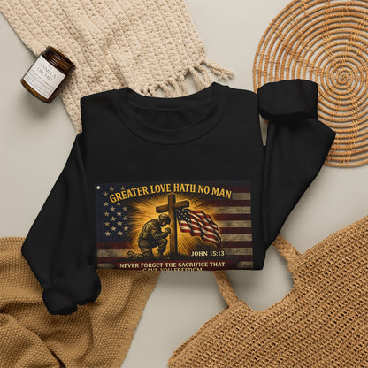 Greater Love Memorial soldier helmet flag sweatshirt | Military Tribute